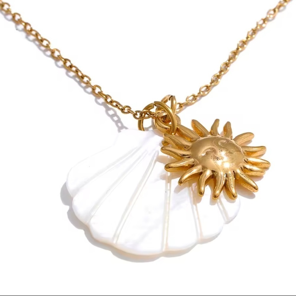 Sun Gold White Shell 18K Gold Stainless Steel Waterproof Necklace
